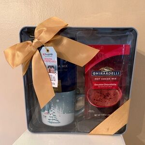 Ghirardelli Winter Wonderland Cocoa Set - Blue and Gold